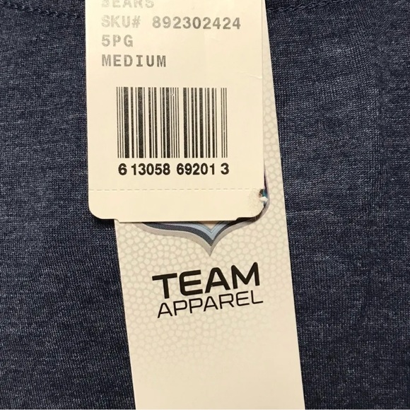 CHICAGO BEARS NFL Team Womens Navy Blue V Neck SS tee shirt Size Med NWT - Picture 4 of 7